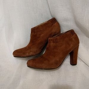 Sam Edelman caramel suede bootie